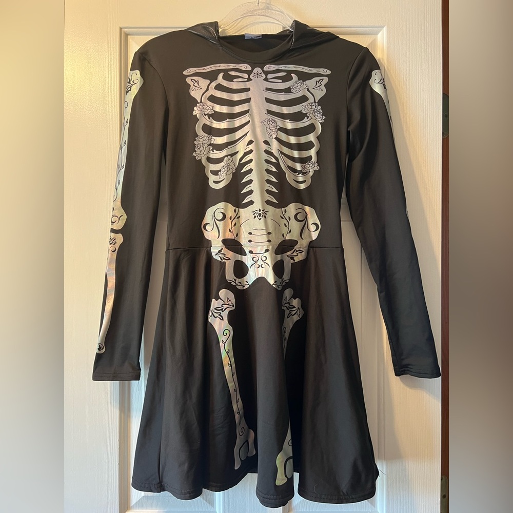 COPY - Spirit Halloween Skeleton Dress 💀